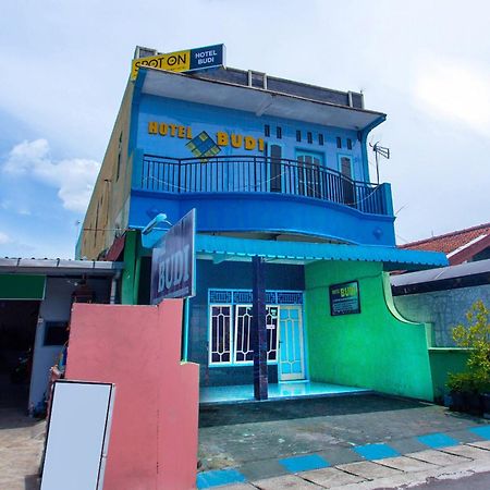 Spot On 2871 Hotel Budi Пурвокерто Екстериор снимка