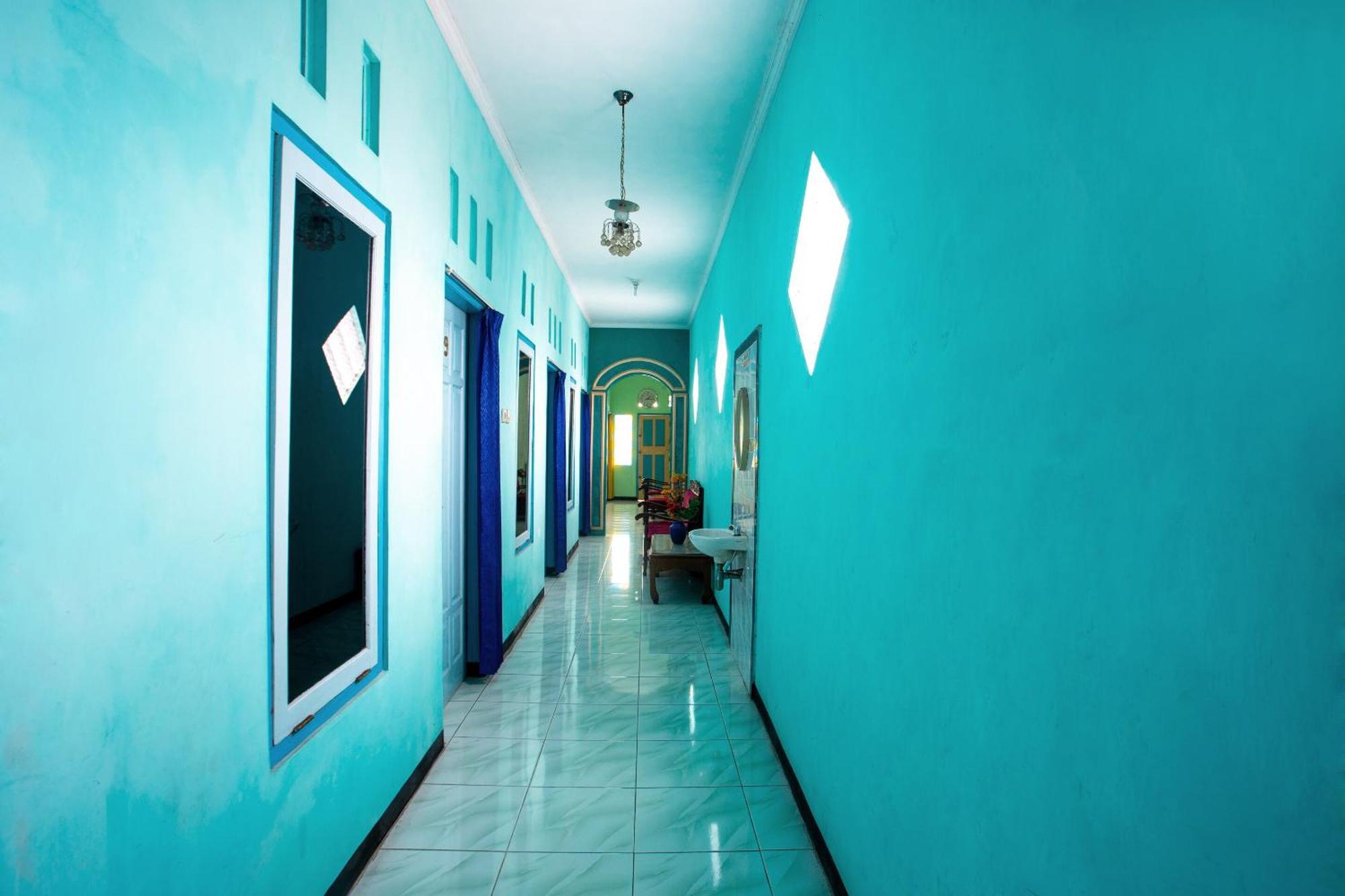 Spot On 2871 Hotel Budi Пурвокерто Екстериор снимка
